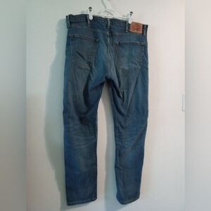 Levi 502 jeans